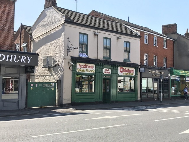 The Dolphin, Bedford