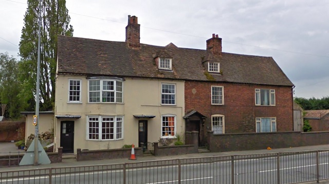 Cross Inn, Beeston