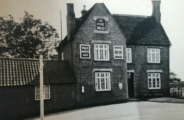 Five Bells, Riseley