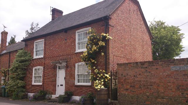 Boot Inn, Dinton