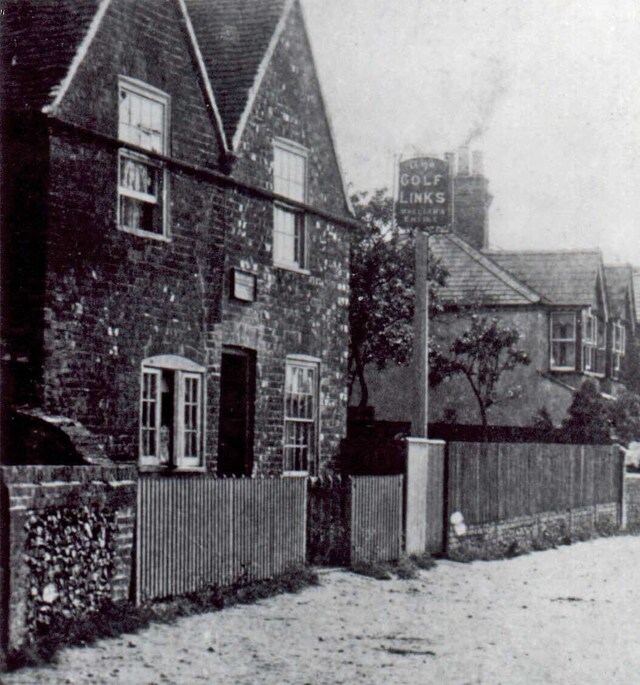 Golf Links, Downley