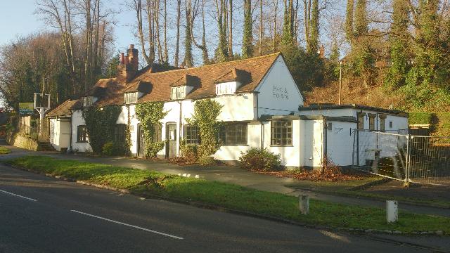 Hare & Hounds, Marlow