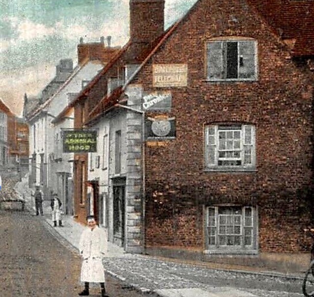 Admiral Hood, Newport Pagnell Admiral Hood, Newport Pagnell