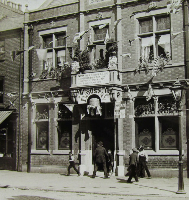Beehive, Stockport