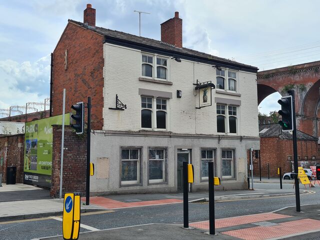 The Pineapple, Stockport