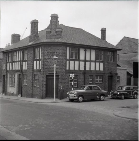 Steam Bridge Inn, Plymouth Steam Bridge Inn, Plymouth