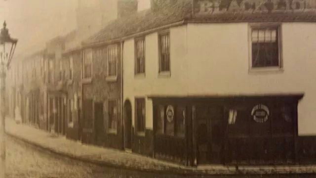 Black Lion, Darlington