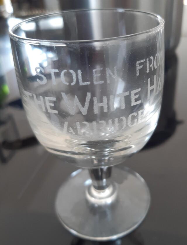 White Hart, Abridge White Hart, Abridge