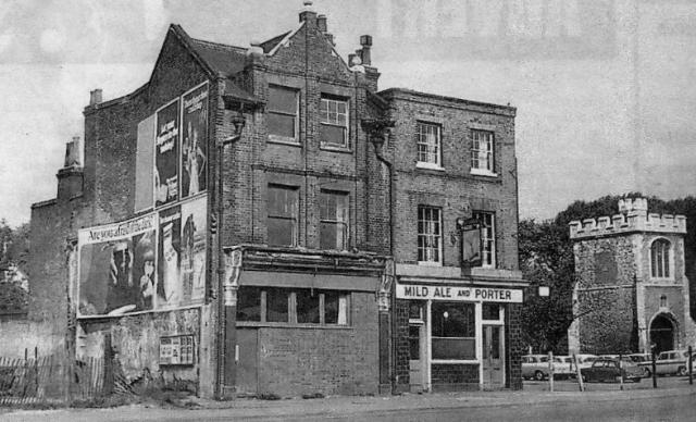 Barge Aground, Barking Barge Aground, Barking