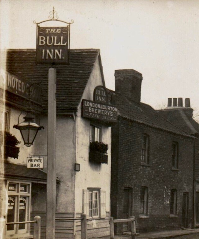 Bull Tavern, Dagenham Bull Tavern, Dagenham