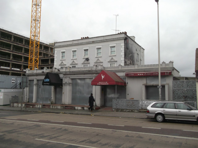 Red Lion, Ilford