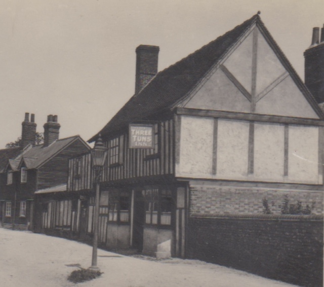 Three Tuns, Newport