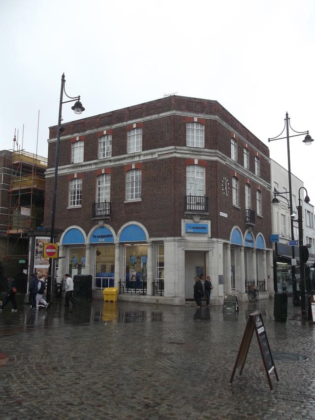 Three Crowns, Romford