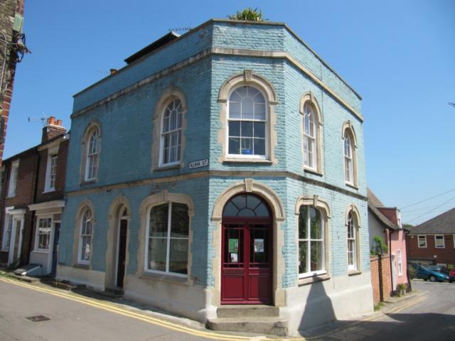 Live & Let Live, Wivenhoe Live & Let Live, Wivenhoe