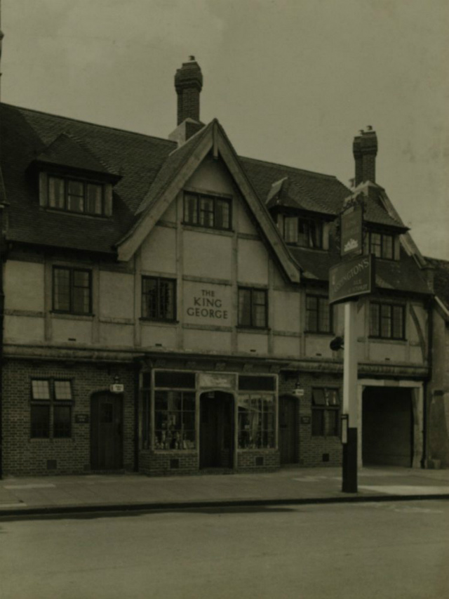 King George, Barnet King George, Barnet
