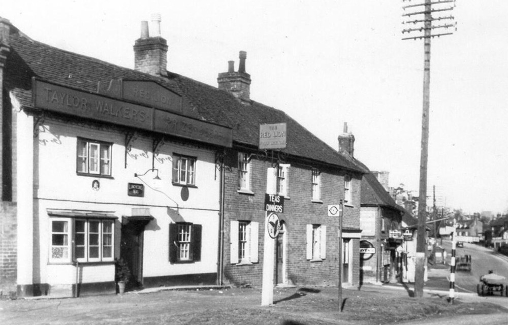 Red Lion, Codicote