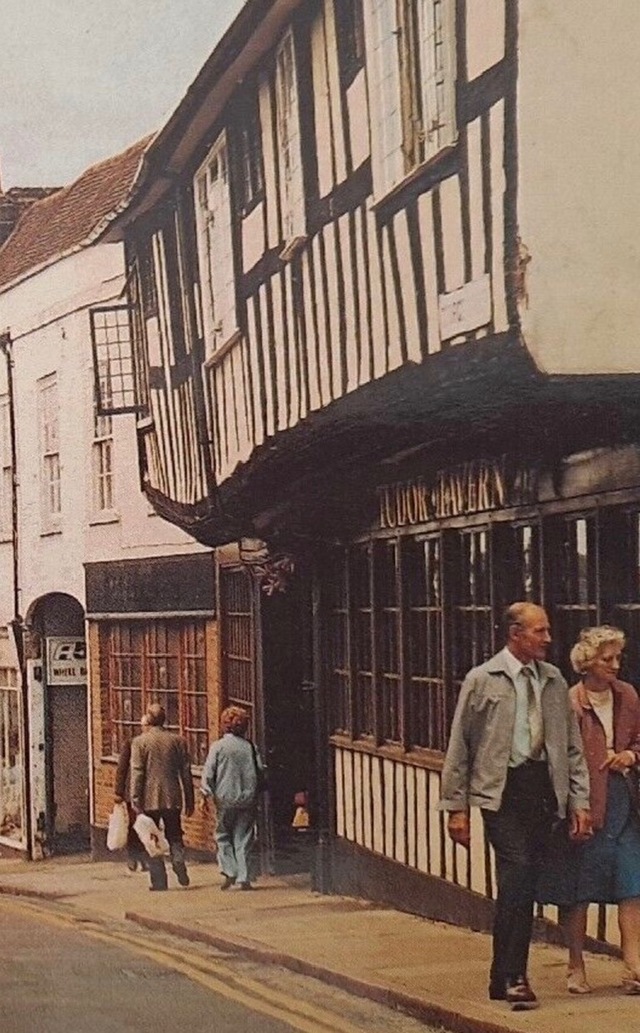 Tudor Tavern, St Albans Tudor Tavern, St Albans