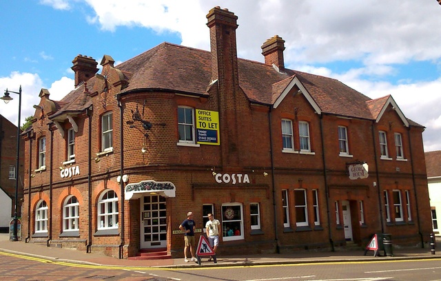 The George, Tring