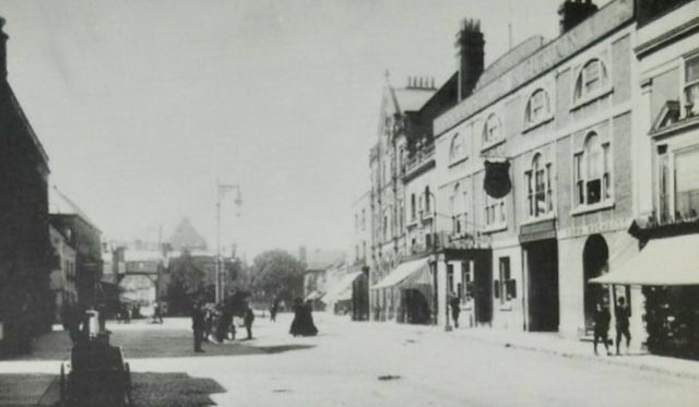 Essex Arms, Watford