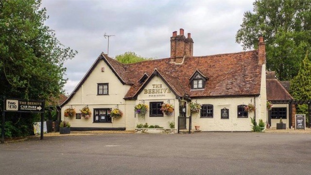 The Beehive, Welwyn Garden City The Beehive, Welwyn Garden City