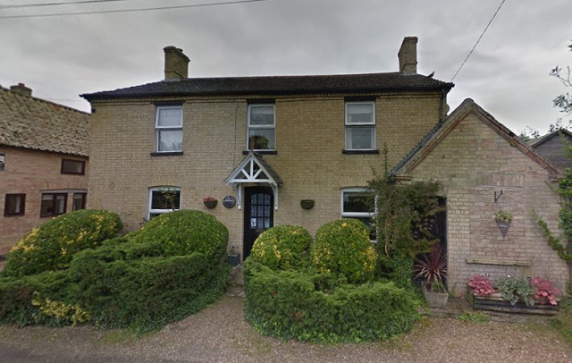 Chequers & Globe, Barham