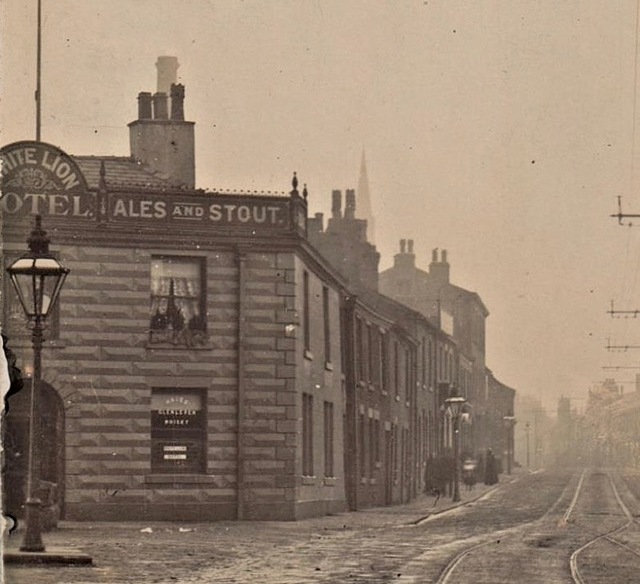White Lion, Heywood White Lion, Heywood