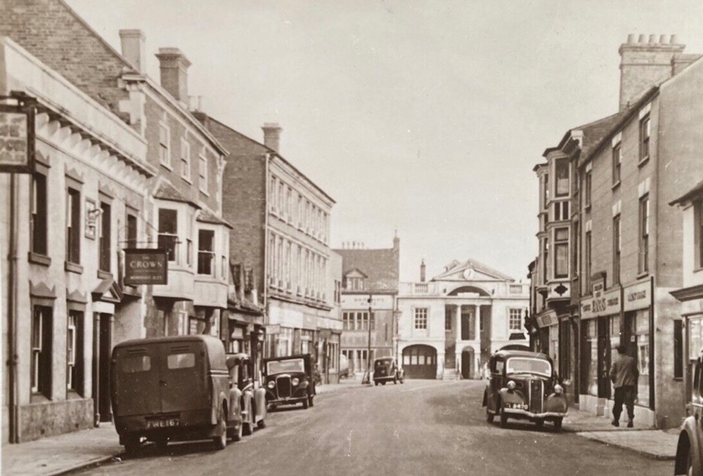 Crown Inn, Bourne