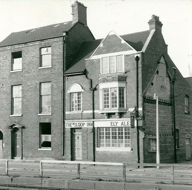 The Sloop, Lincoln