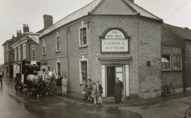 New Bell, Spalding
