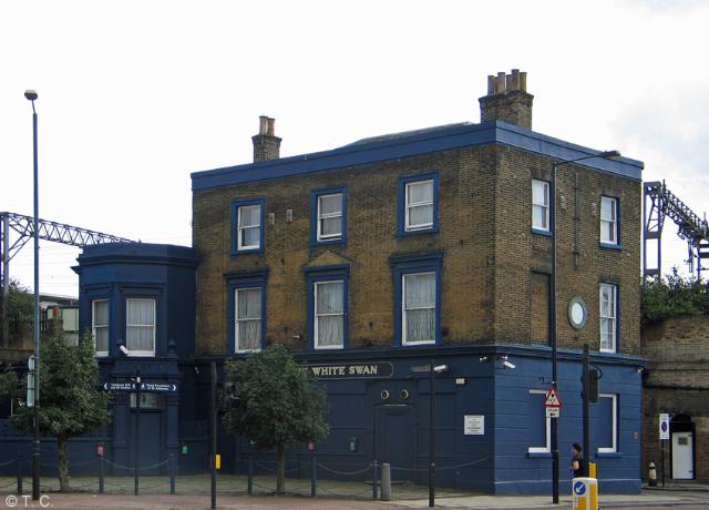 White Swan, Poplar White Swan, Poplar