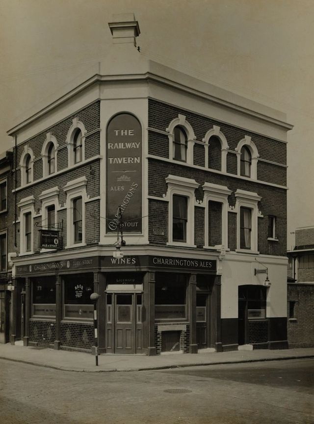 Old Ford Tavern, Bromley By Bow Old Ford Tavern, Bromley By Bow