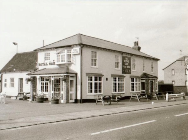 Royal Oak, Chingford, E4