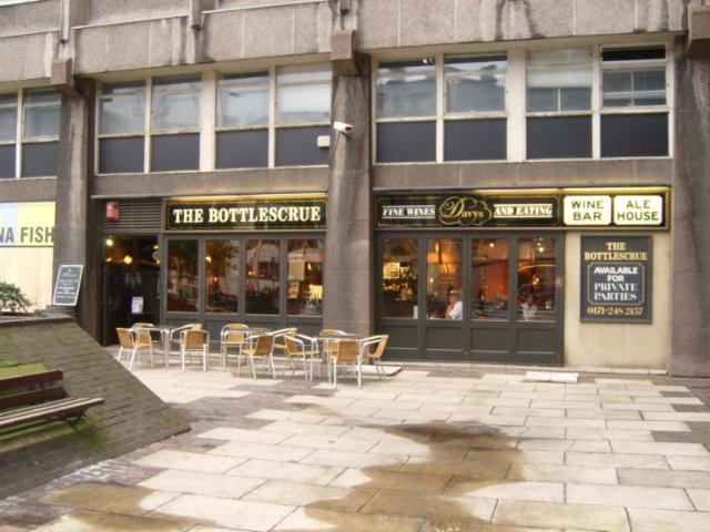 The Bottlescrue, Clerkenwell