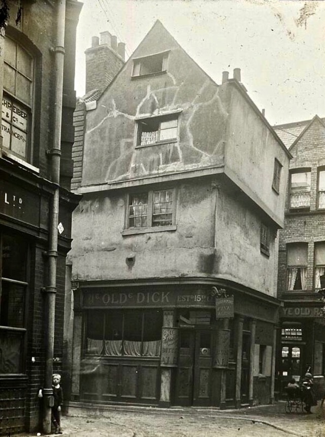 Old Dick Whittington, Clerkenwell Old Dick Whittington, Clerkenwell