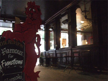 Red Lion, Fenchurch Street & City, EC3