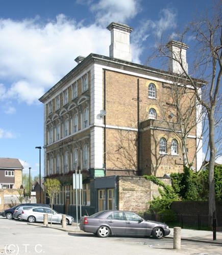 Lamb Tavern, Holloway Lamb Tavern, Holloway
