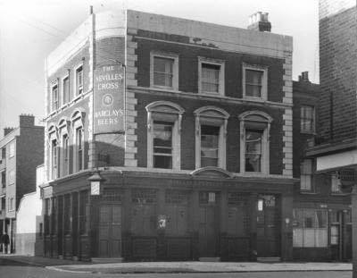 Nevilles Cross, Kilburn Nevilles Cross, Kilburn