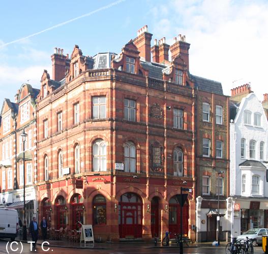 Sir Isaac Newton, St Johns Wood