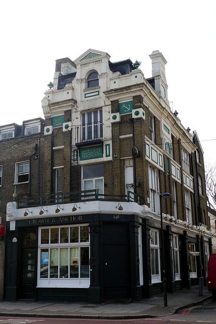 Crown & Anchor, Stockwell