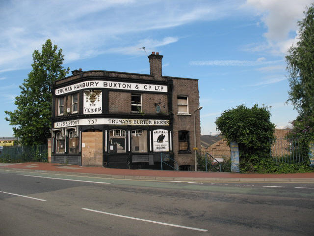 Victoria, Charlton Victoria, Charlton