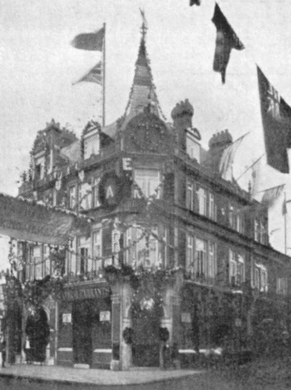 Bull & Star, Putney