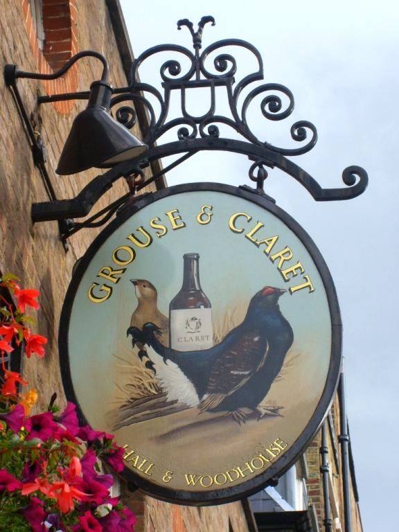 Grouse & Claret, Victoria