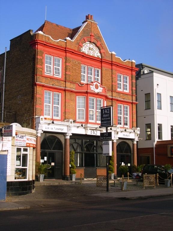 Halfway House, West Ealing Halfway House, West Ealing