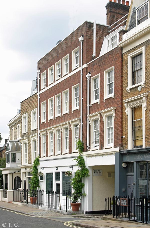 Royal George, W9