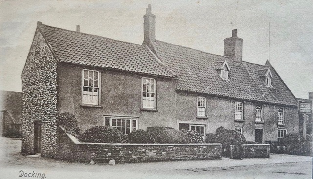 The Hare, Docking
