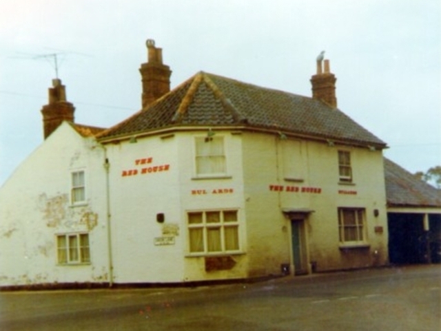 Red House, Oulton Red House, Oulton