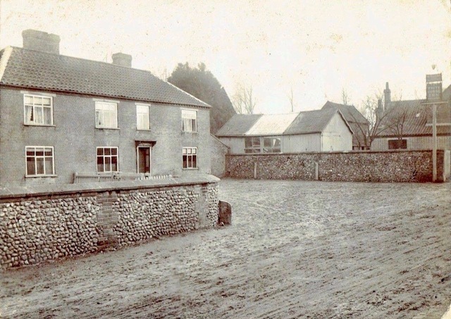 White Horse, Shipdham