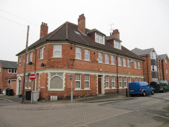 The Avenue, Kettering
