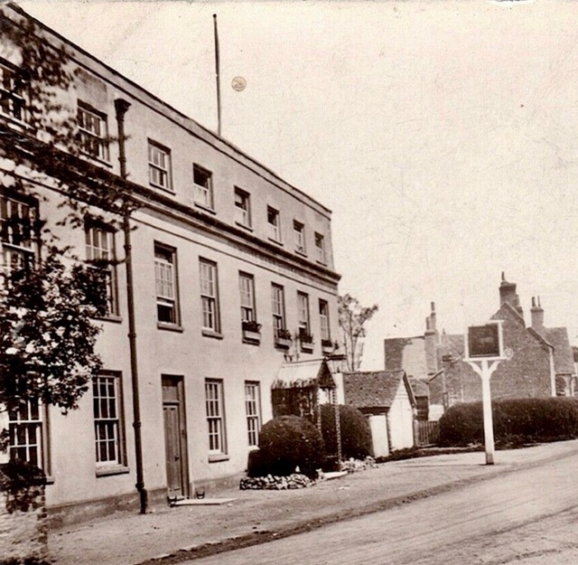 White Hart, Benson