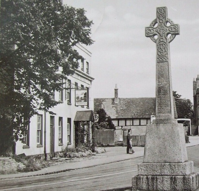 White Hart, Benson